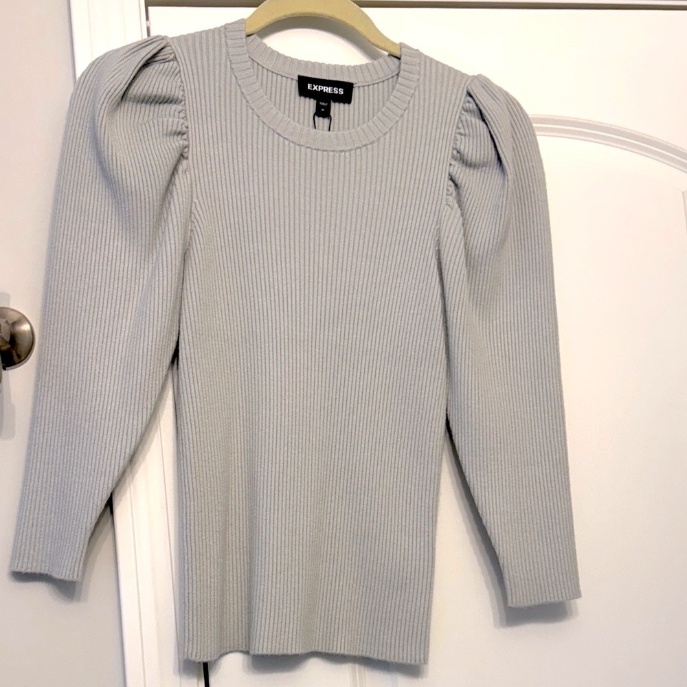 Express Light Gray Ribbed Puff Sleeve Blouse size M